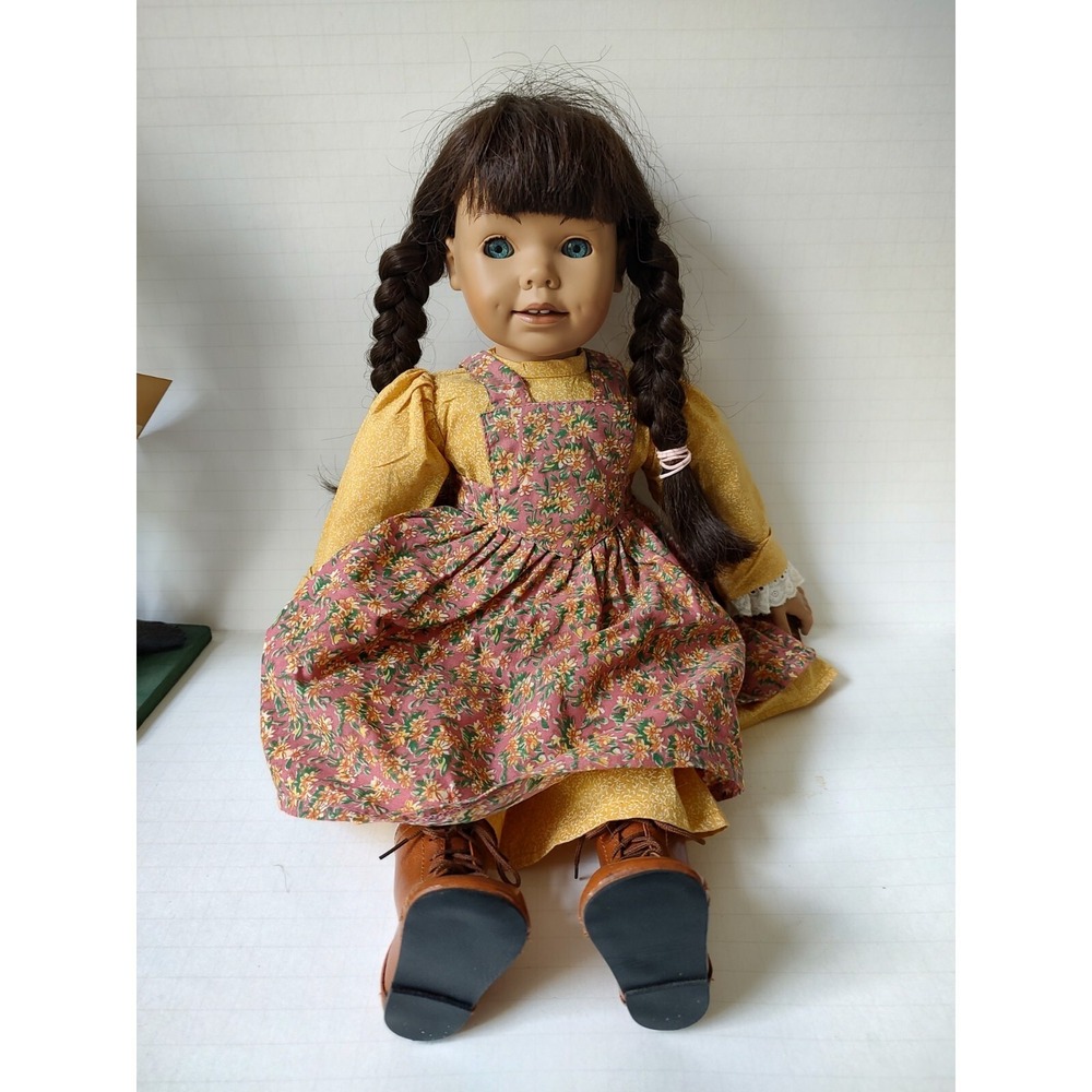 Heidi Ott doll Faithful Friends Brunette braids flower dress Hannah